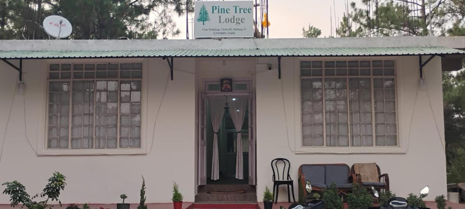 Pine Tree Lodge Shillong Zewnętrze zdjęcie
